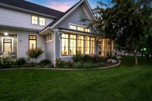 creekside-construction-miles-2-exterior-4